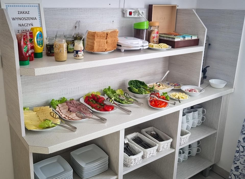 Breakfast, Buffet breakfast