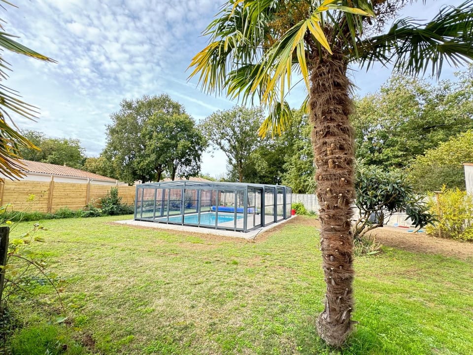 Villa-des-eaux Claires Villa in Angoulême