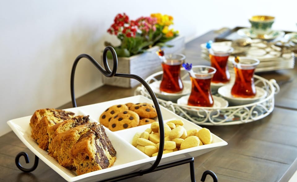 Food and drinks, Meals