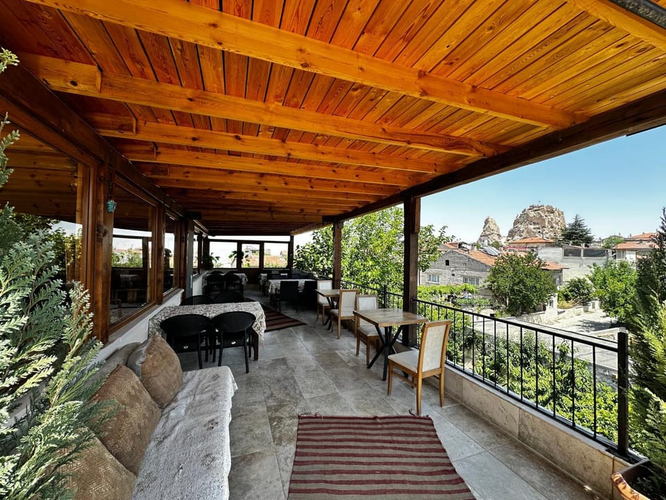 View (from property/room), Balcony/Terrace, Seating area, Garden view