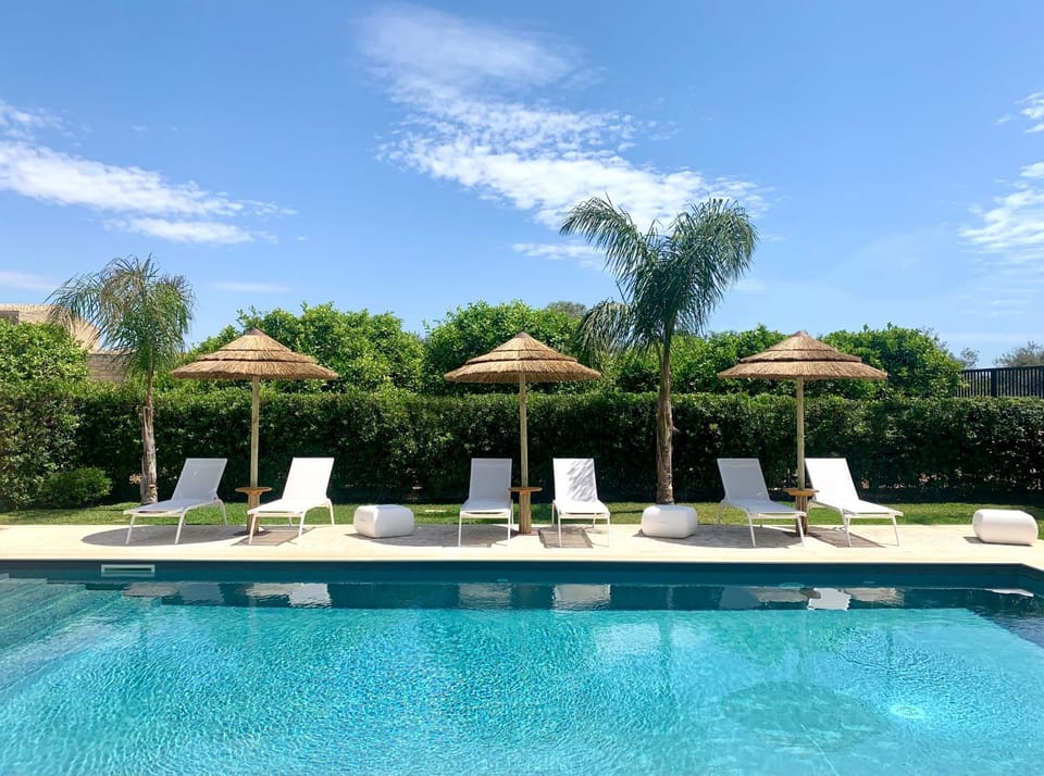 Swimming pool, Swimming pool