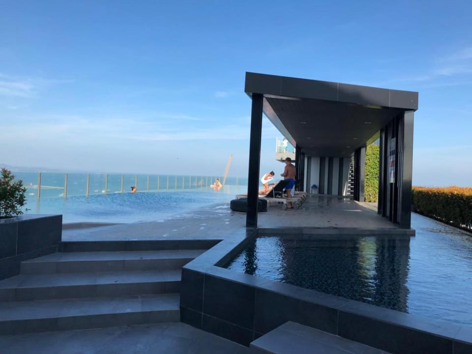 The Base Central Pattaya Apartment in Pattaya City