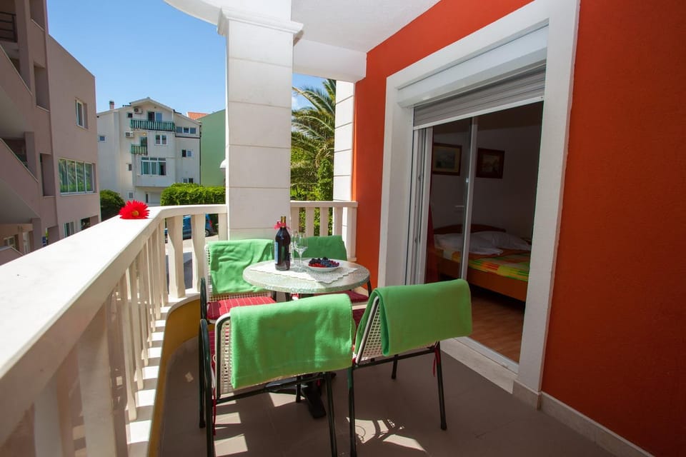 VILLA NINA, MAKARSKA Apartment in Makarska