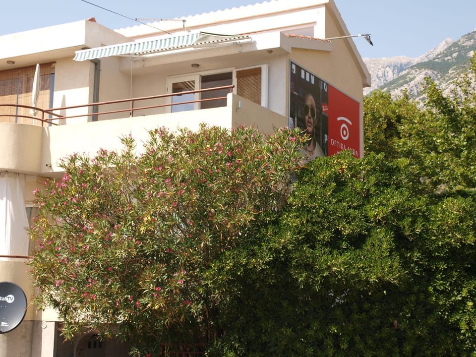 Property building, Other