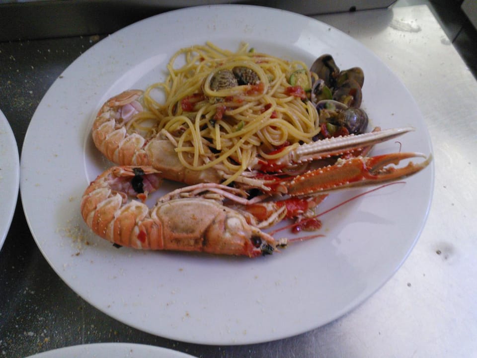 Restaurant/places to eat, Restaurant/places to eat, Food close-up, Food and drinks