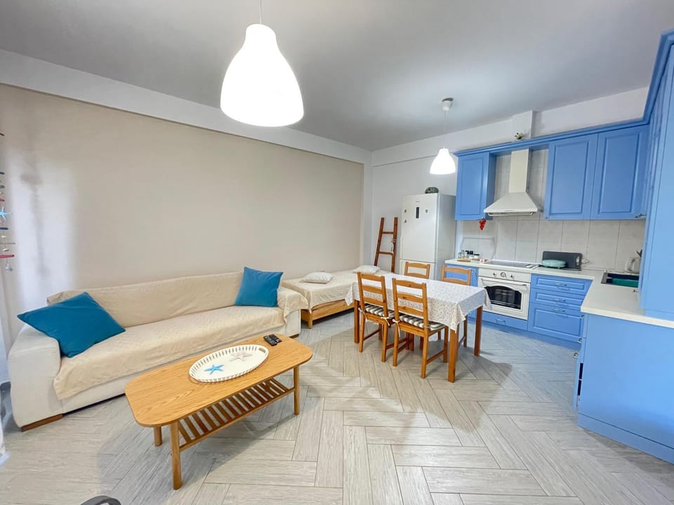 Renissa's Beach Suite Apartment in Vlorë