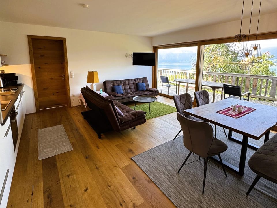 TV and multimedia, View (from property/room), Balcony/Terrace, Kitchen or kitchenette, Living room