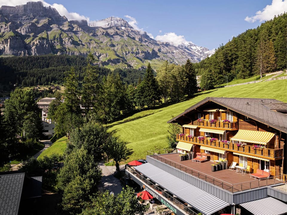 Property building, Spring, Day, Natural landscape, View (from property/room), Mountain view