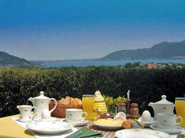 Continental breakfast
