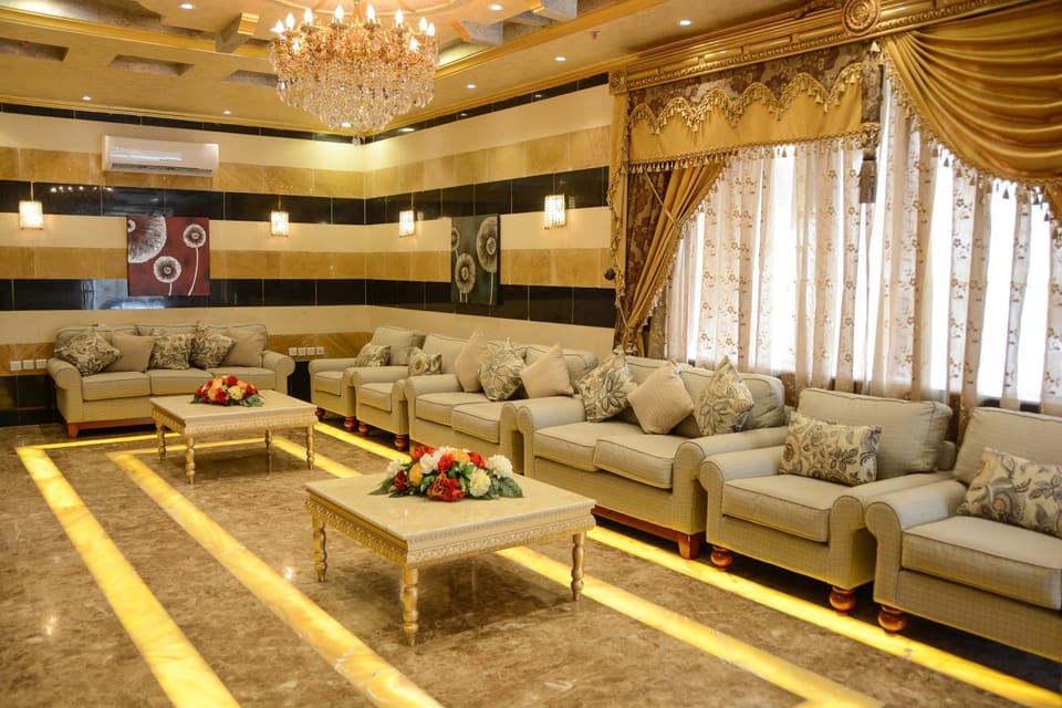 Lobby or reception, Seating area, Drinks
