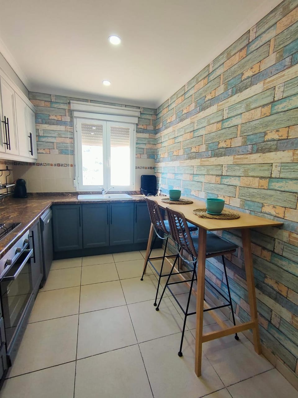 Kitchen or kitchenette, minibar, pet friendly, stove
