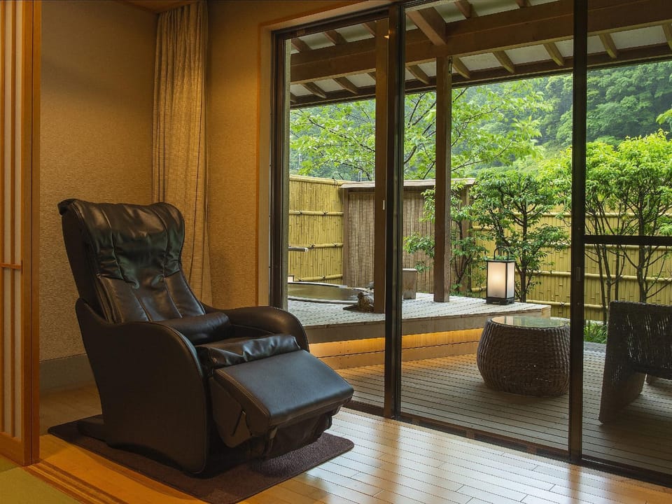 Hot Spring Bath, Massage, Balcony/Terrace, Photo of the whole room, Open Air Bath