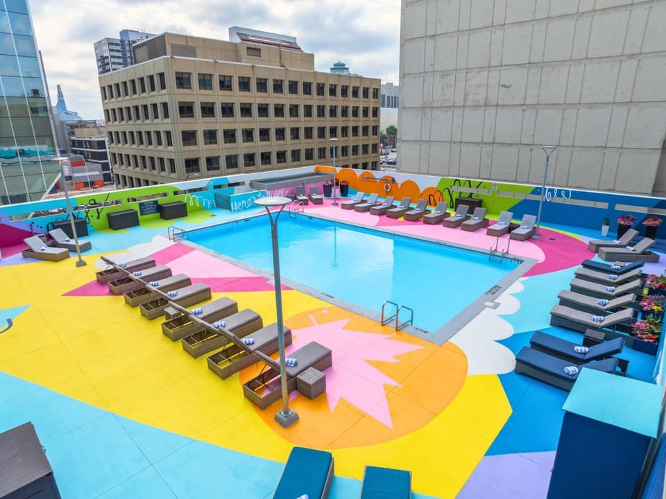 Pool view, Swimming pool
