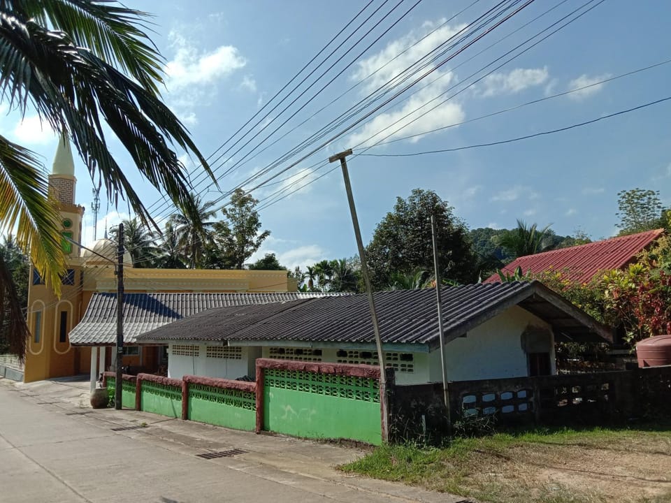 Cha Bungalow Resort in Krabi Changwat