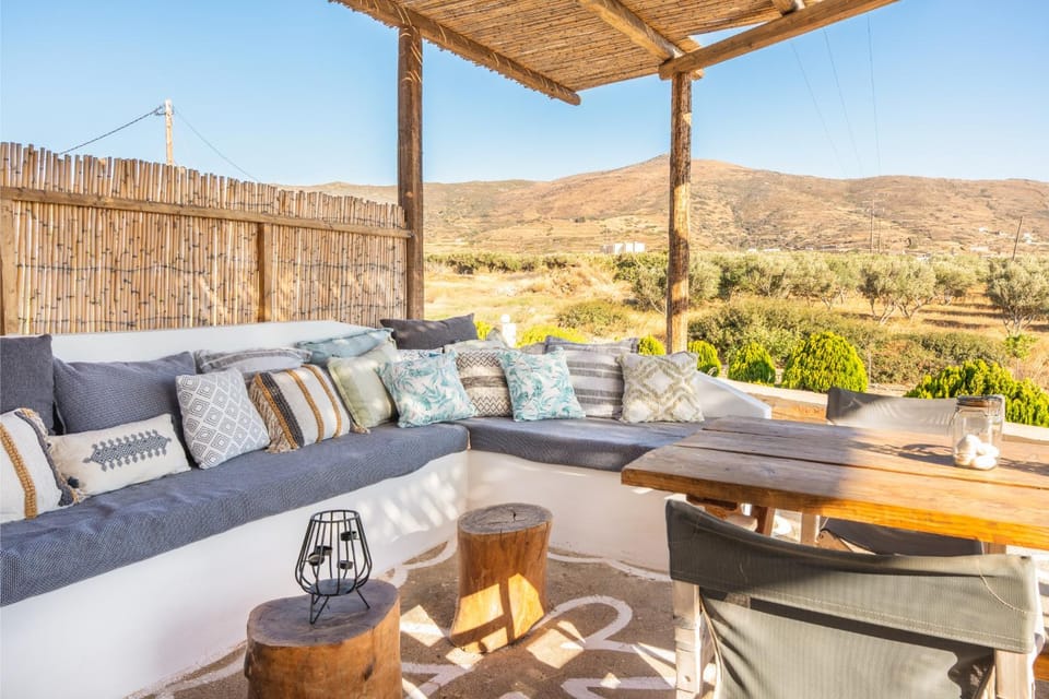 Patio, Day, Natural landscape, View (from property/room), Balcony/Terrace, Seating area, Dining area, Mountain view