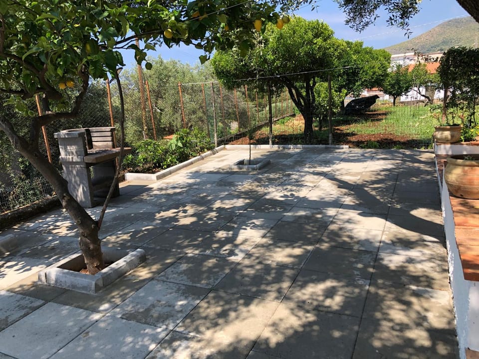 BBQ facilities, BBQ facilities