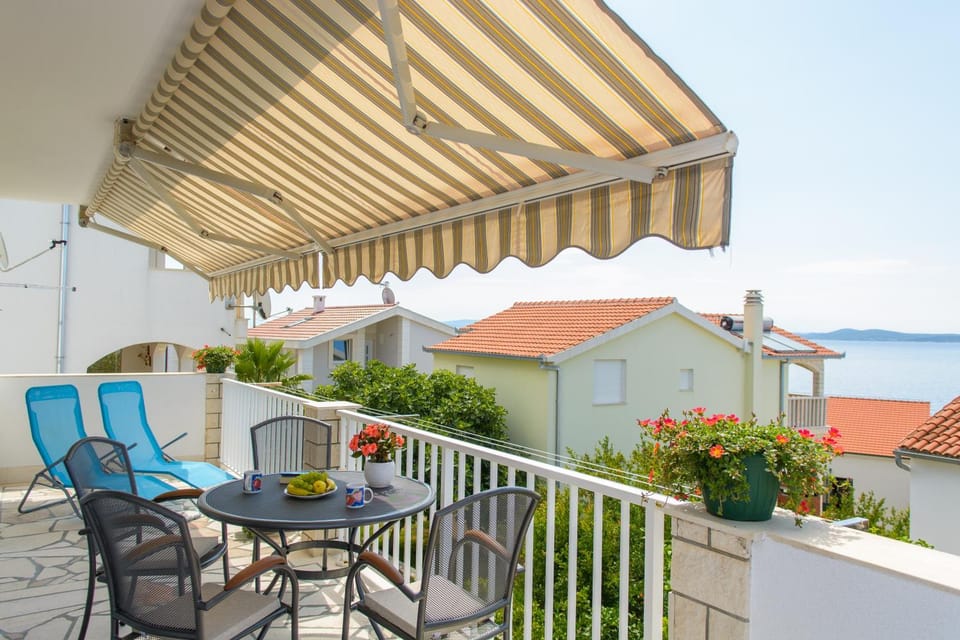 Apartments Klasan Apartment in Okrug Gornji