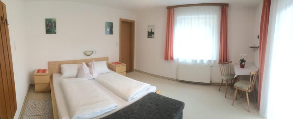 Haus Gamsblick Bed and Breakfast in Tyrol