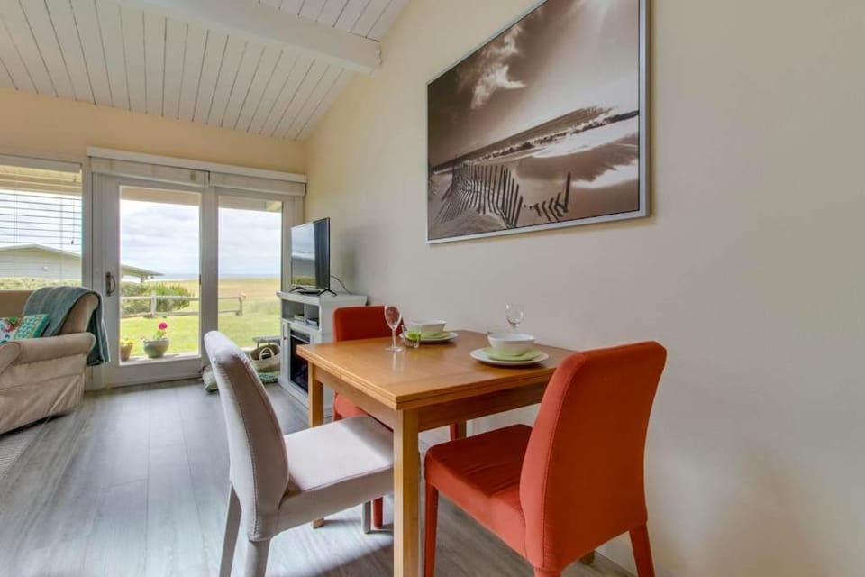 Surfside Suite On The Sea, Too Apartment in Gearhart