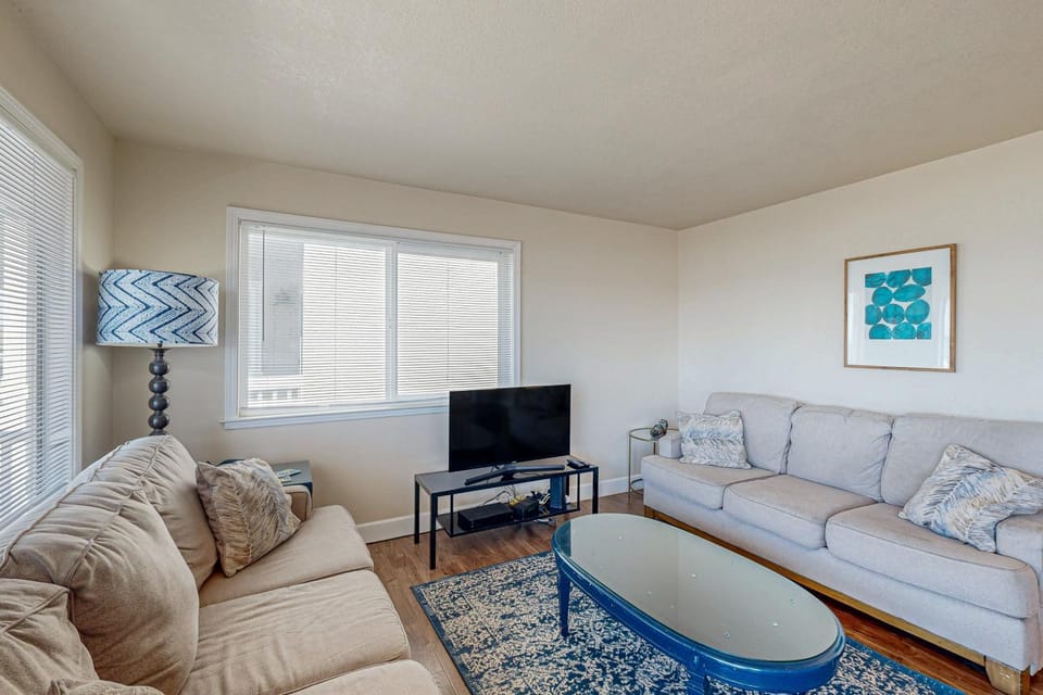 Blue Door Retreat House in Cayucos