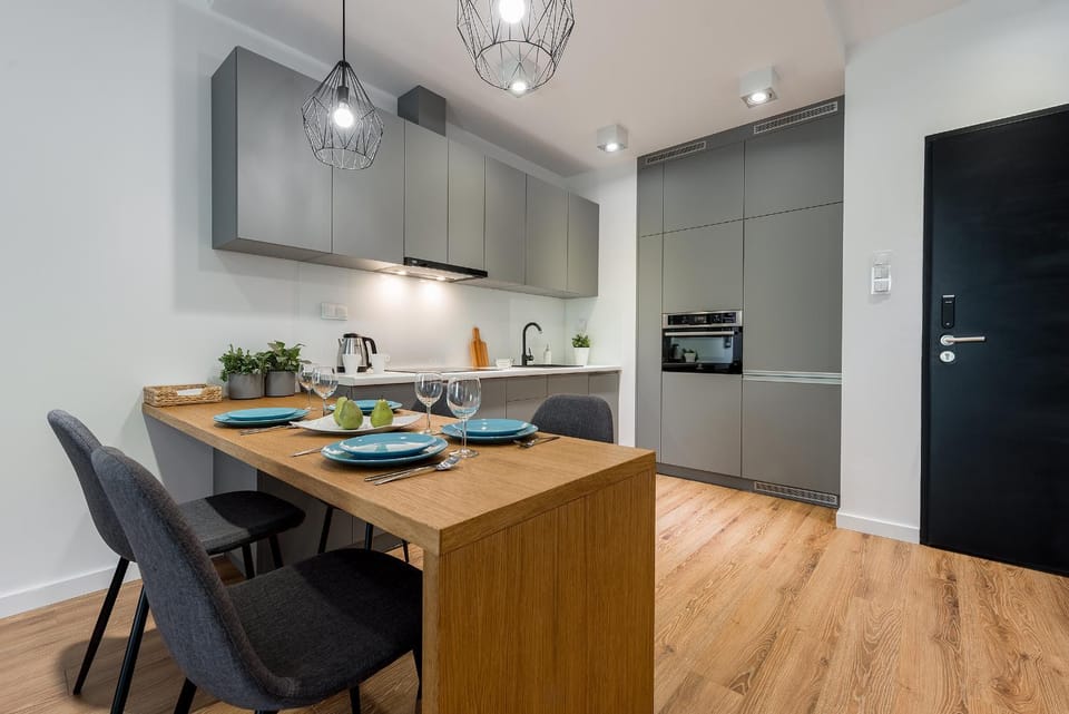 TV and multimedia, Coffee/tea facilities, Kitchen or kitchenette, dishwasher, oven, stove