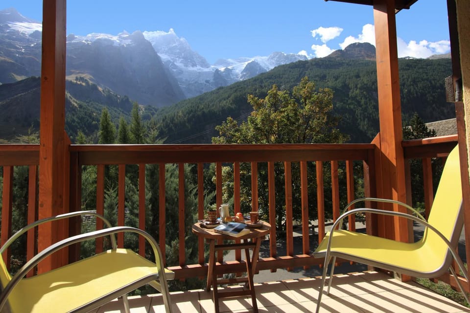 Chez Philippe - Appartements et Chalets - Panoramic Village vue Glaciers Apartment hotel in La Grave