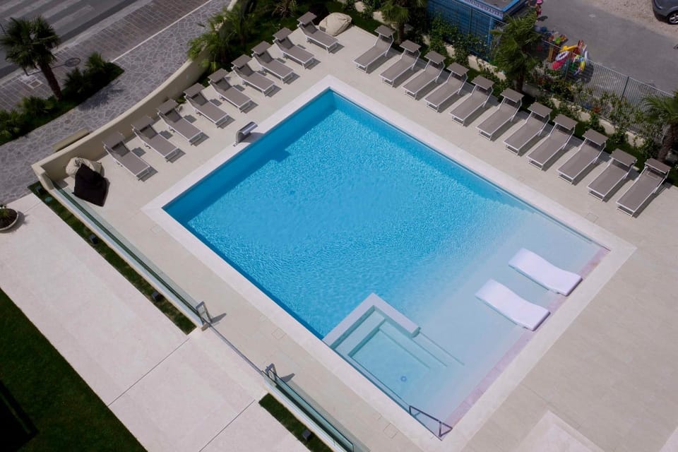 City view, Pool view, Street view, Swimming pool, Swimming pool