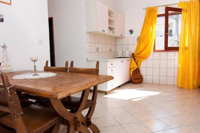 Apartman 1 Apartment in Podstrana