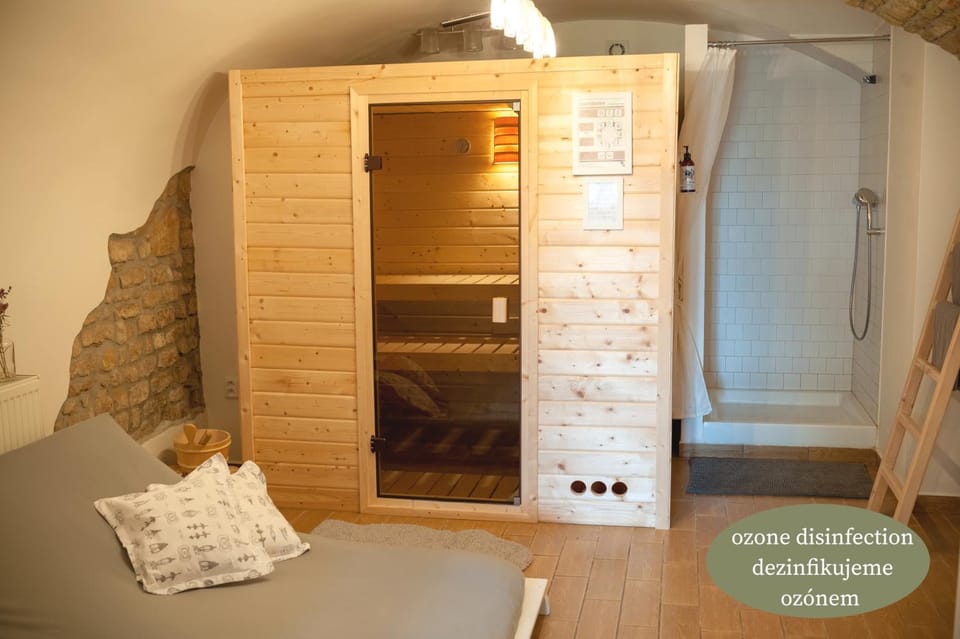 Shower, Sauna, Bathroom, Seating area, Area and facilities