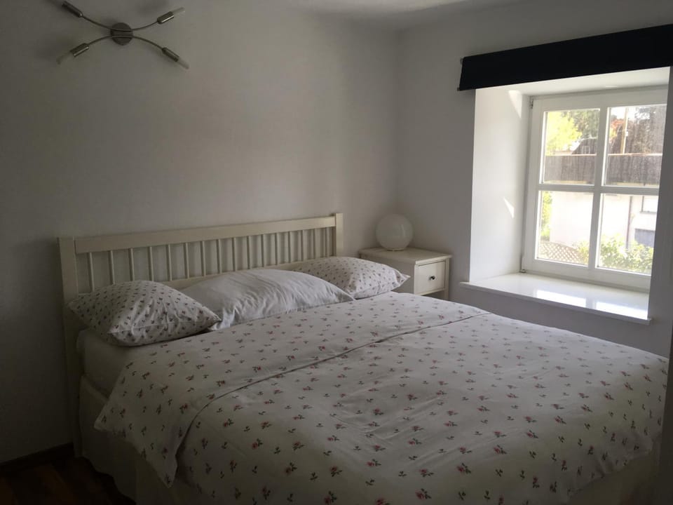 Bed, Bedroom, Certificate/Award