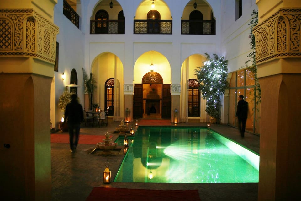 Swimming pool, Swimming pool