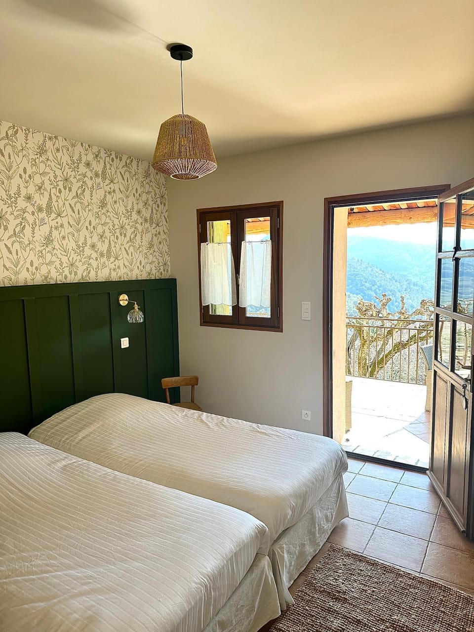 Bed, Natural landscape, View (from property/room), Balcony/Terrace, Photo of the whole room, Bedroom