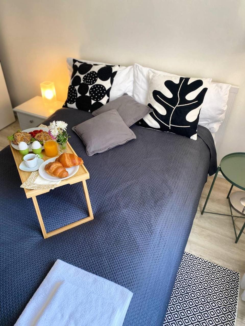 Bed, Breakfast