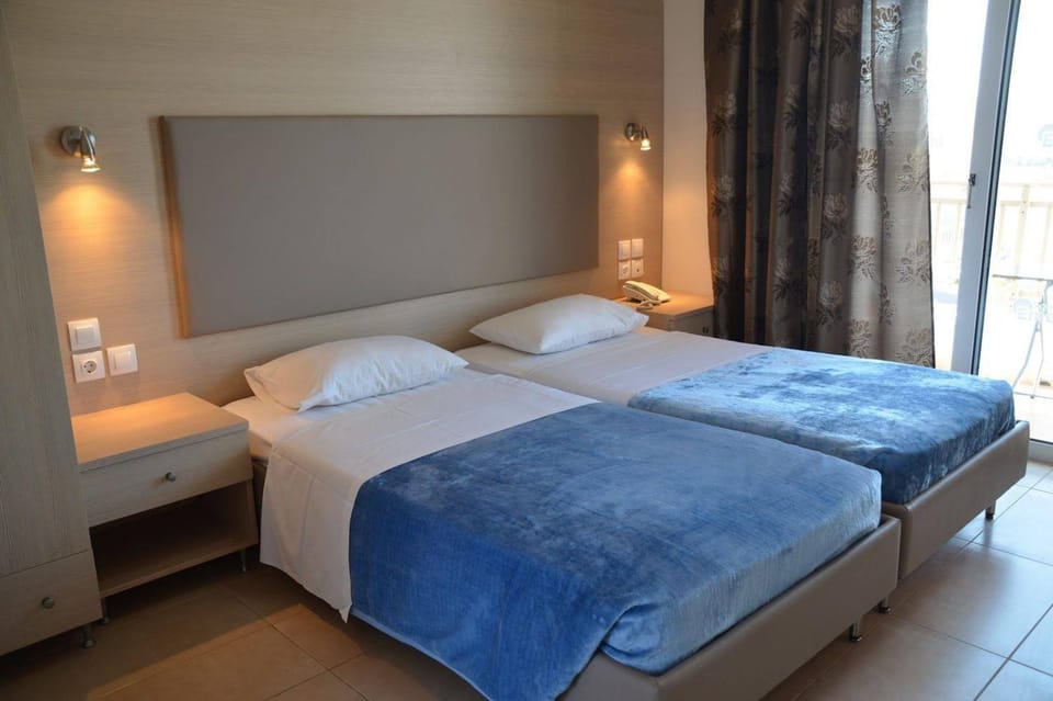 Emerald Hotel Apartment hotel in Kremasti