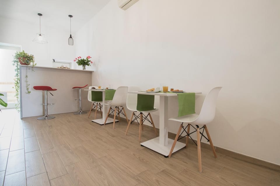 Lounge or bar
