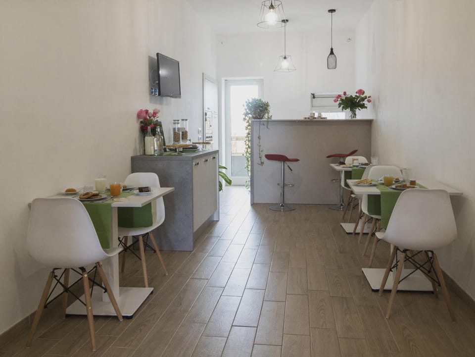 Lounge or bar