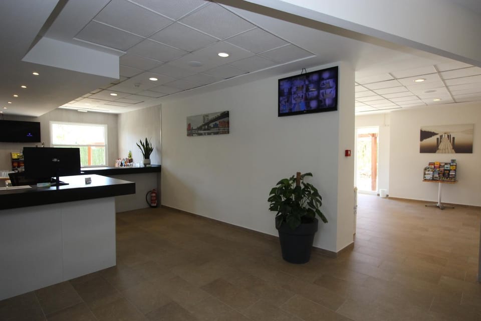 Lobby or reception, Lounge or bar