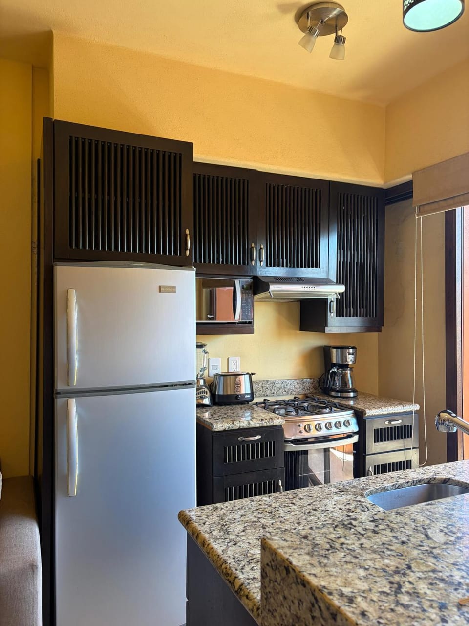 Toilet, Kitchen or kitchenette