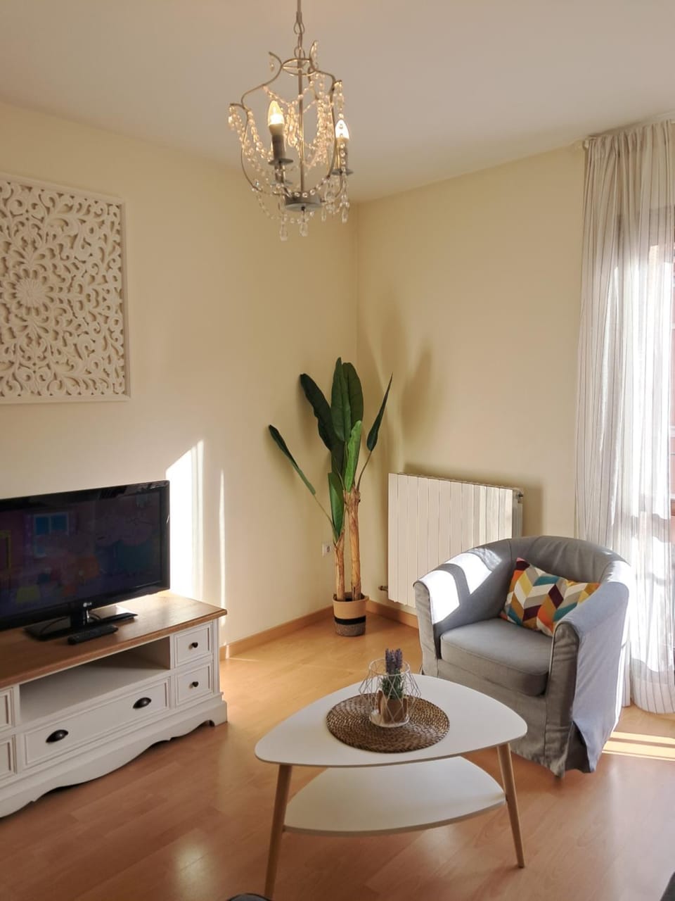 TV and multimedia, Seating area