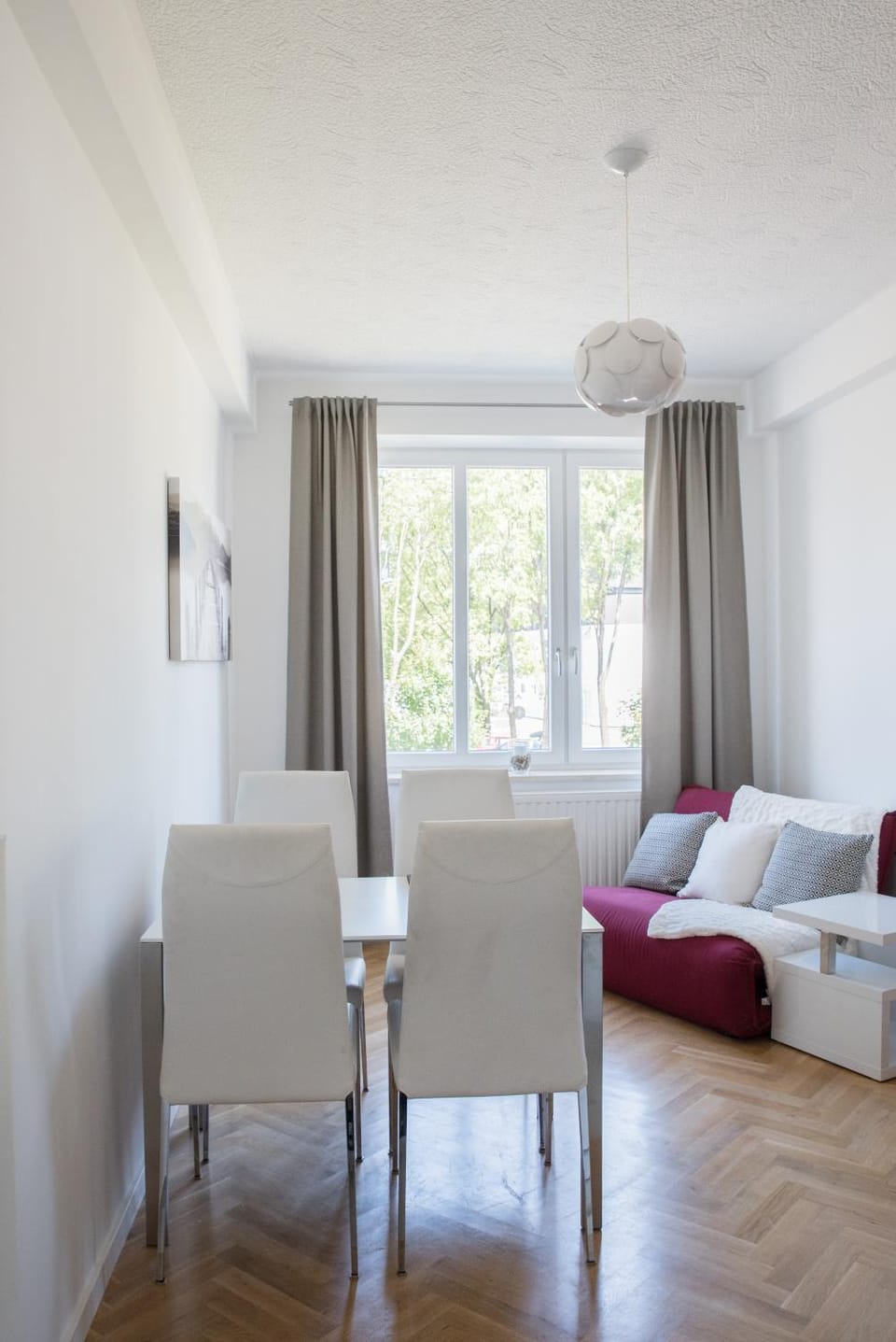 Living room, Seating area, Dining area