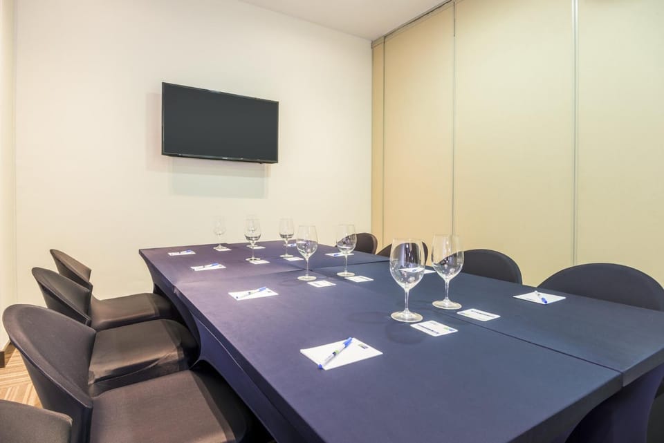 Meeting/conference room