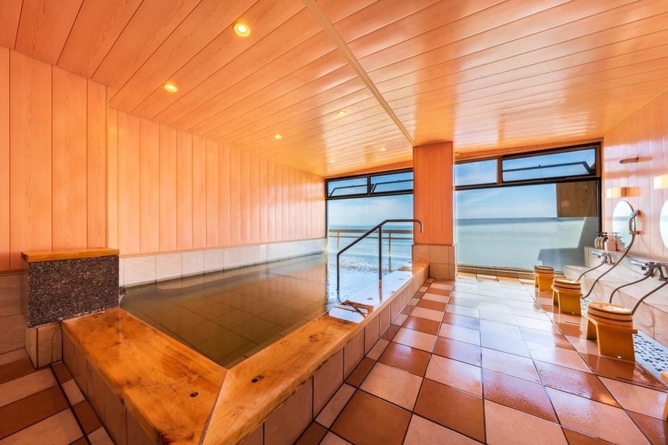 Tenku Yubo Seikaiso Ryokan in Japan