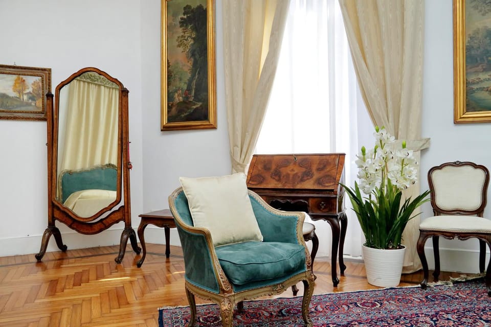 Decorative detail, Bedroom