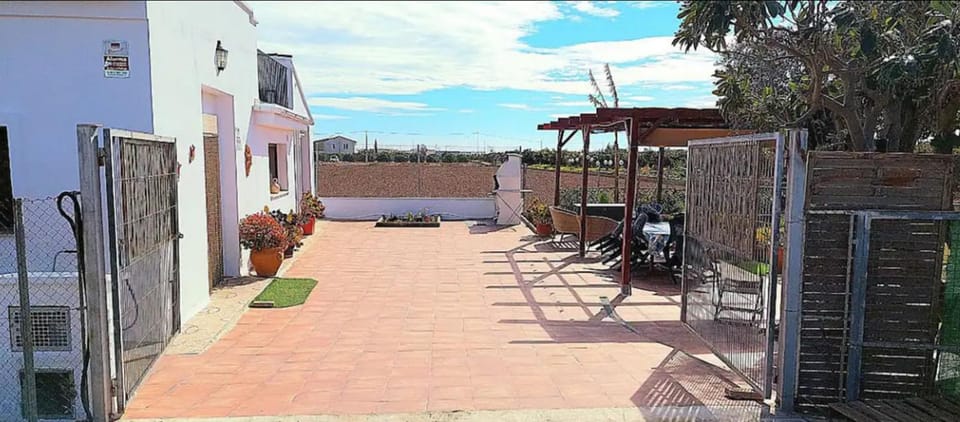 Patio, Parking