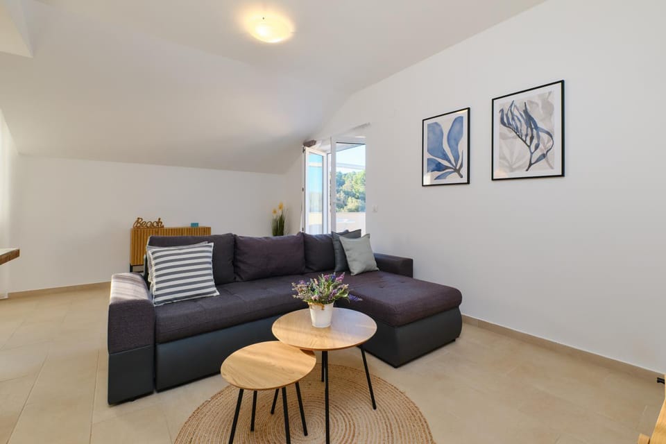 Apartments Divna Apartment in Mali Losinj