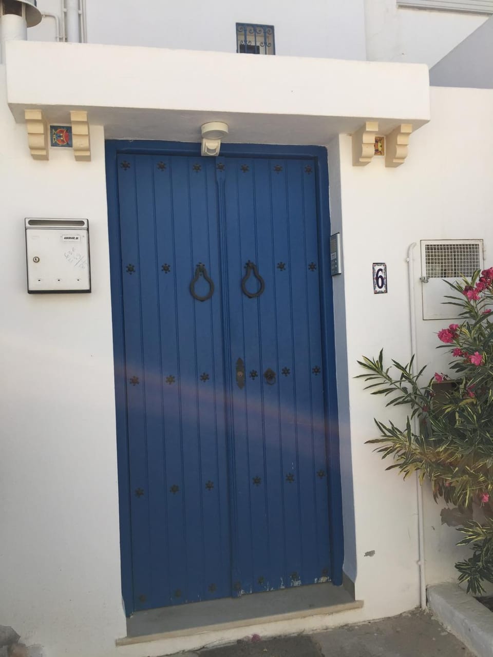 Facade/entrance