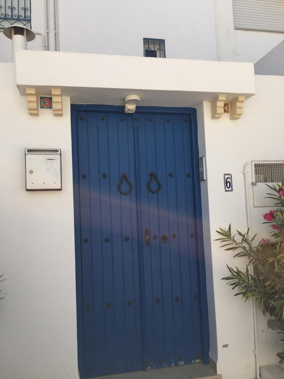 Facade/entrance