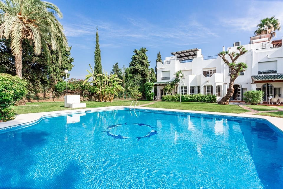 Garden, Swimming pool