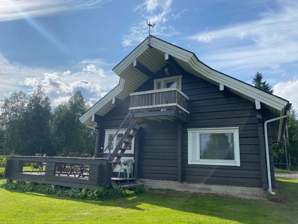 Loma-Laattaja House in Finland