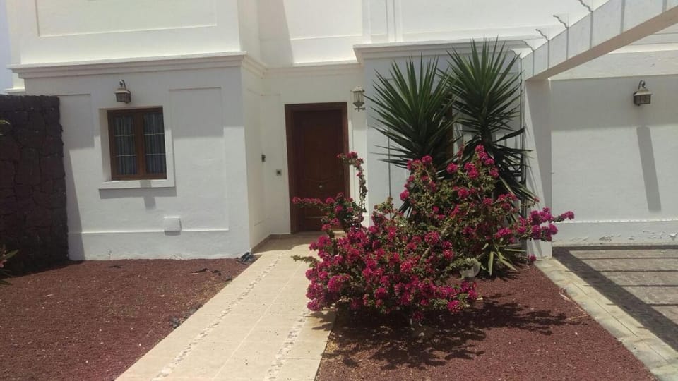 Villa Papagayo House in Playa Blanca